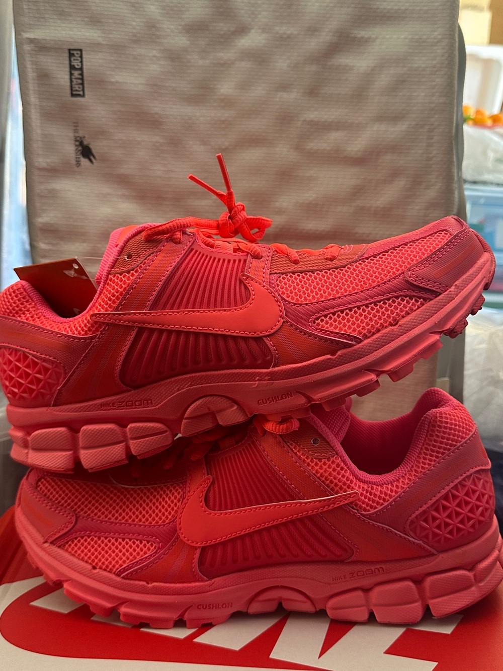 US Sz 10 Men, 11.5 Wmn Nike Vomero 5 Lace Up Running Sneakers Pink Mesh Upper